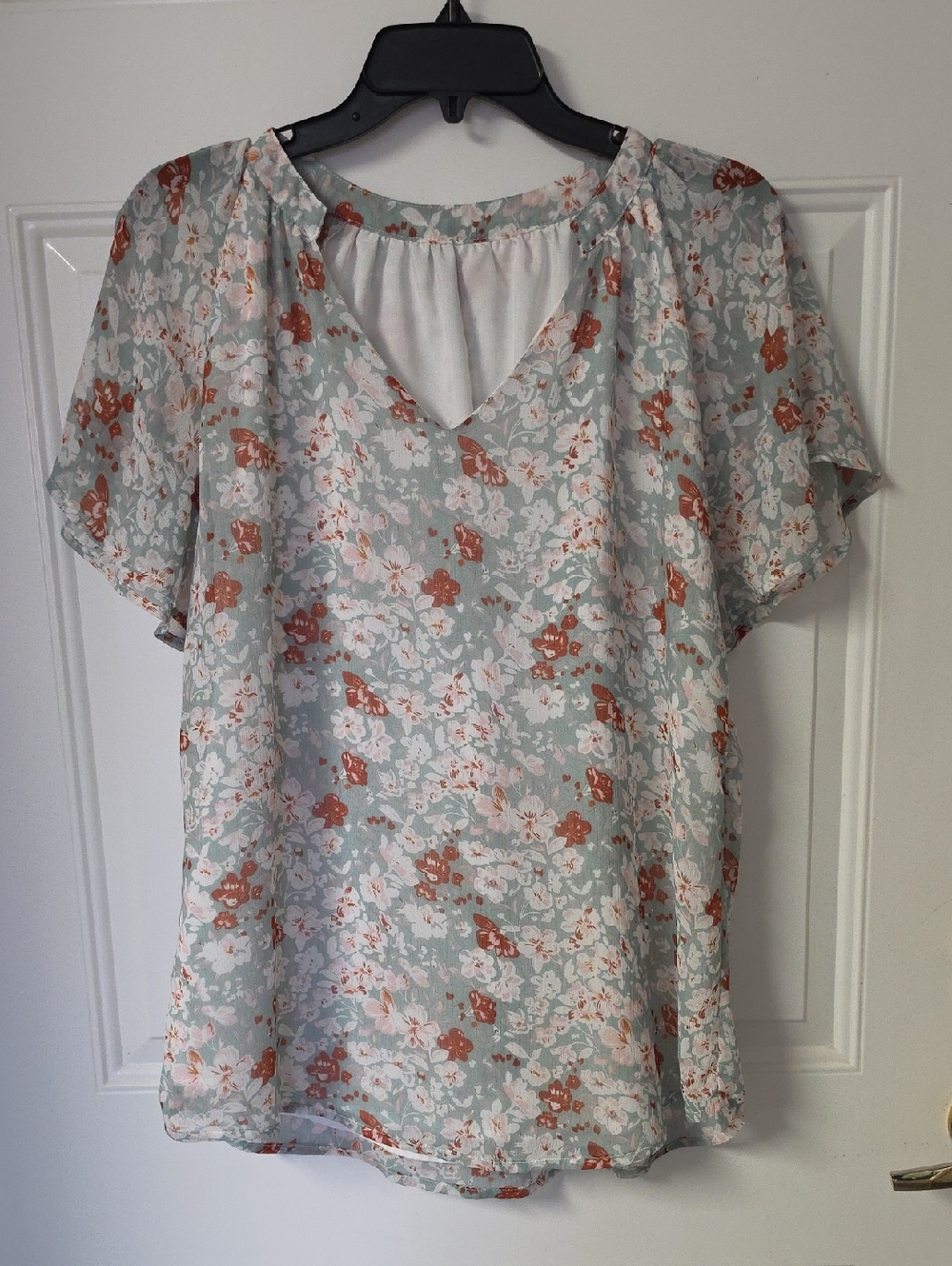 Floral V-Neck Short Sleeve Blouse - Sage with Rust Floral